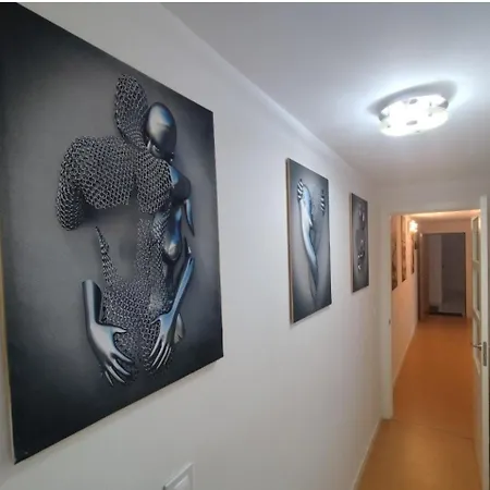 Homestay Familiar Lovely Sevilla Con Bano Compartido